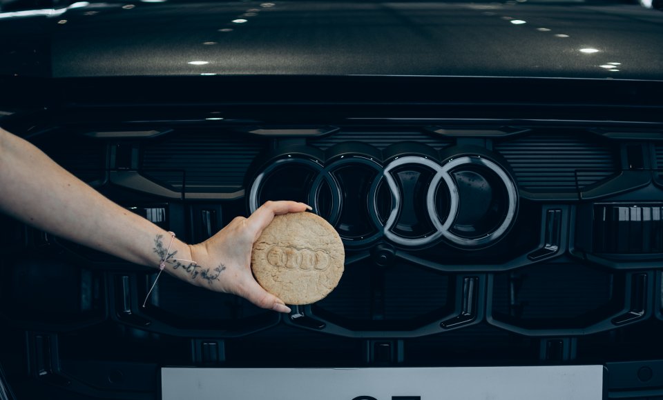 Zamów Audi Q7 i odbierz komplet opon zimowych GRATIS!